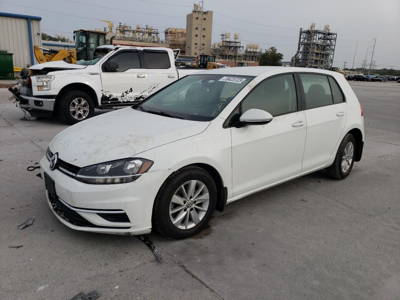 Image 1 of 2018 VOLKSWAGEN GOLF S 2018 with VIN 3VWG17AUXJM259564