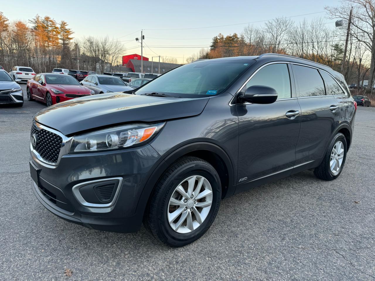 Image 2 of 2016 KIA SORENTO LX 2016 with VIN 5XYPGDA39GG112830