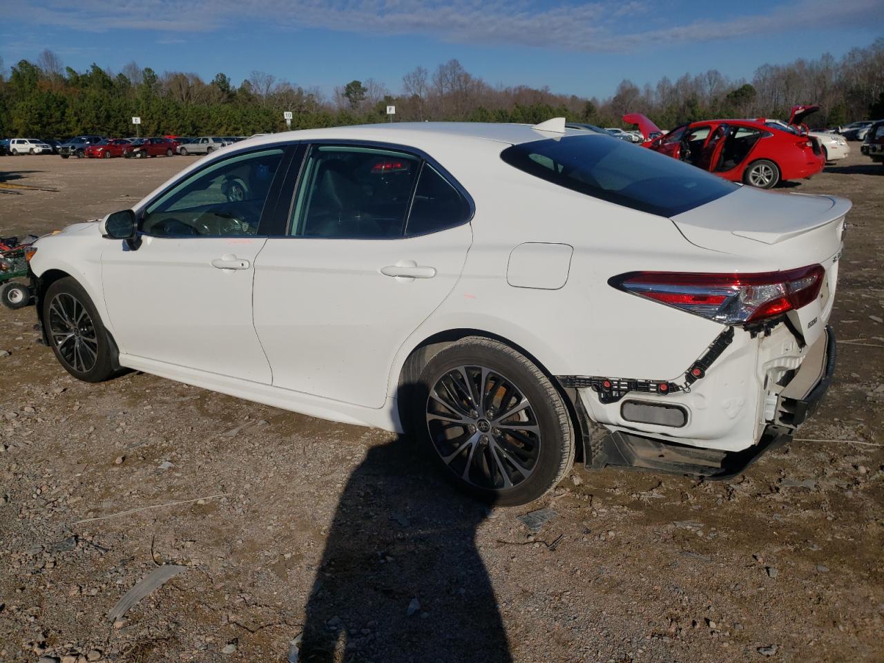 Изображение 2 2020 TOYOTA CAMRY SE 2020 с VIN 4T1G11AK9LU952991