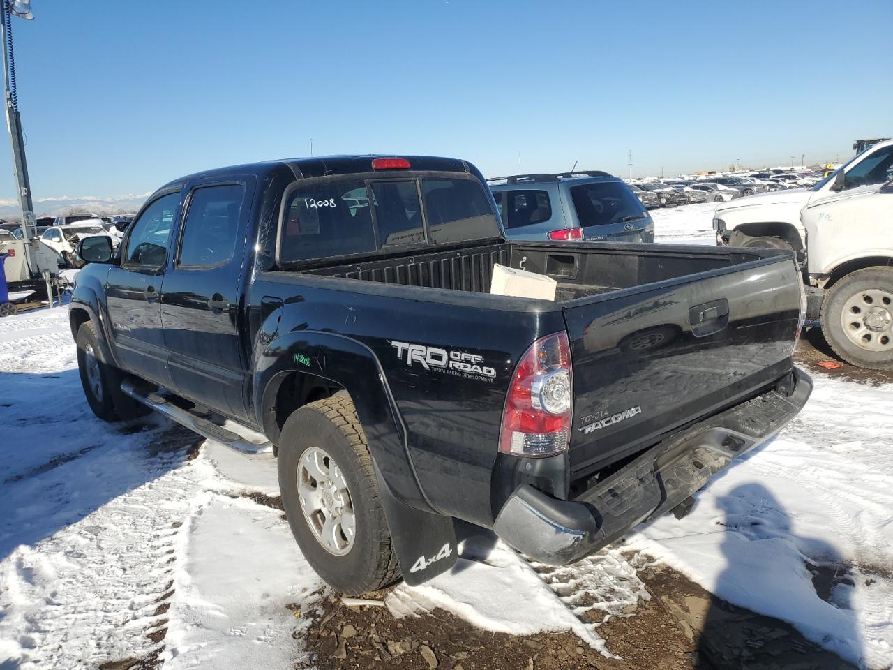 Image 2 of 2012 TOYOTA TACOMA DOUBLE CAB 2012 with VIN 3TMLU4EN2CM085762