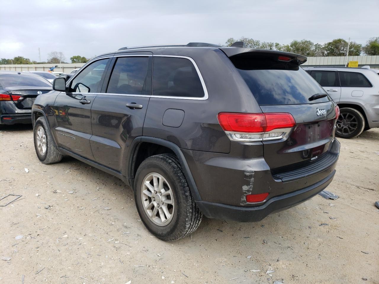 Изображение 2 2019 JEEP GRAND CHEROKEE LAREDO 2019 с VIN 1C4RJEAG4KC857677