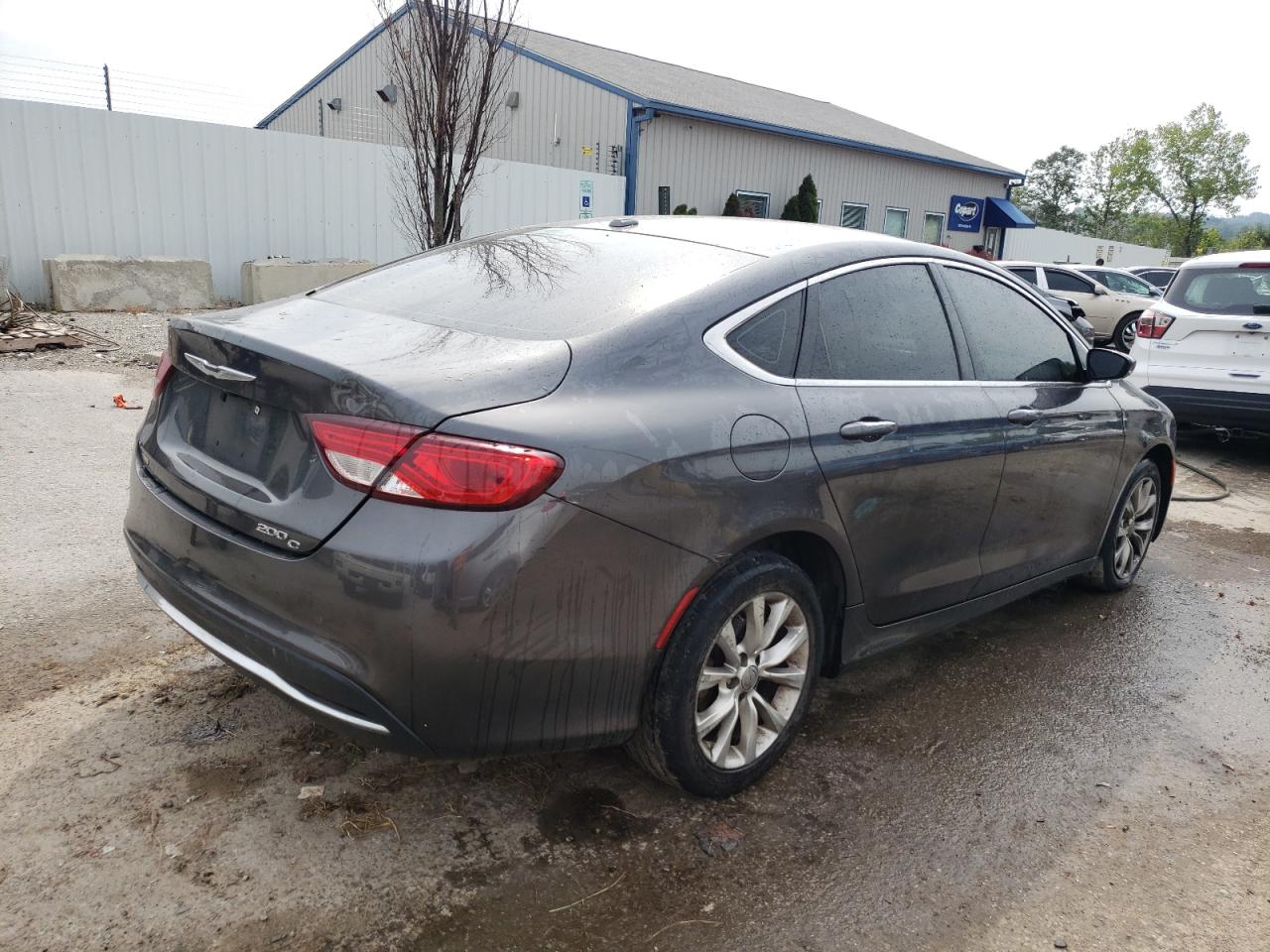 Изображение 3 2015 CHRYSLER 200 C 2015 с VIN 1C3CCCCB9FN575913
