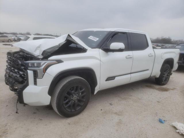 Obraz 1 z 2023 TOYOTA TUNDRA CREWMAX PLATINUM 2023 z VIN 5TFNA5ECXPX017327