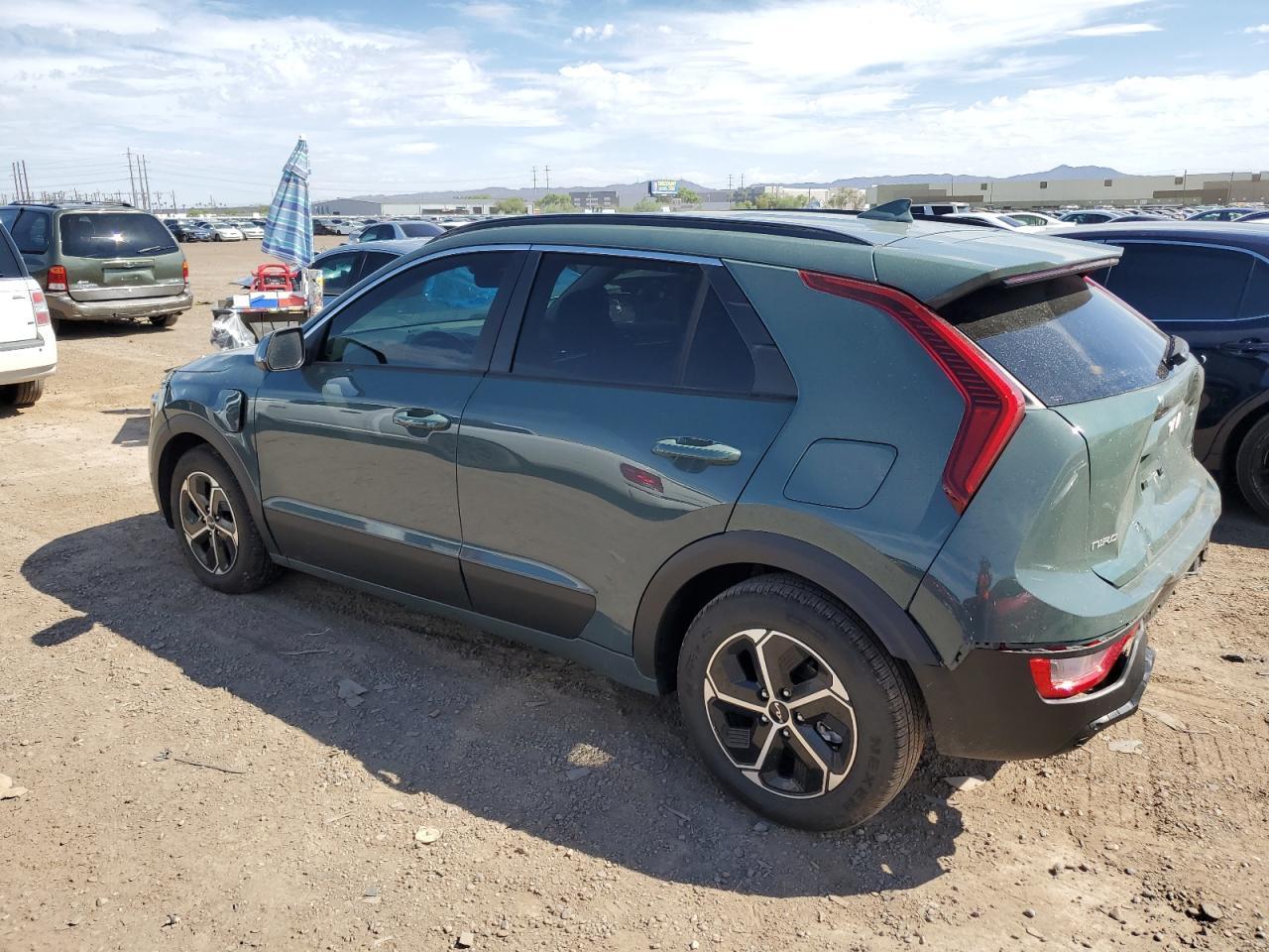 Изображение 2 Kia Niro Ex 2023 с VIN KNDCS3LF9P5076208