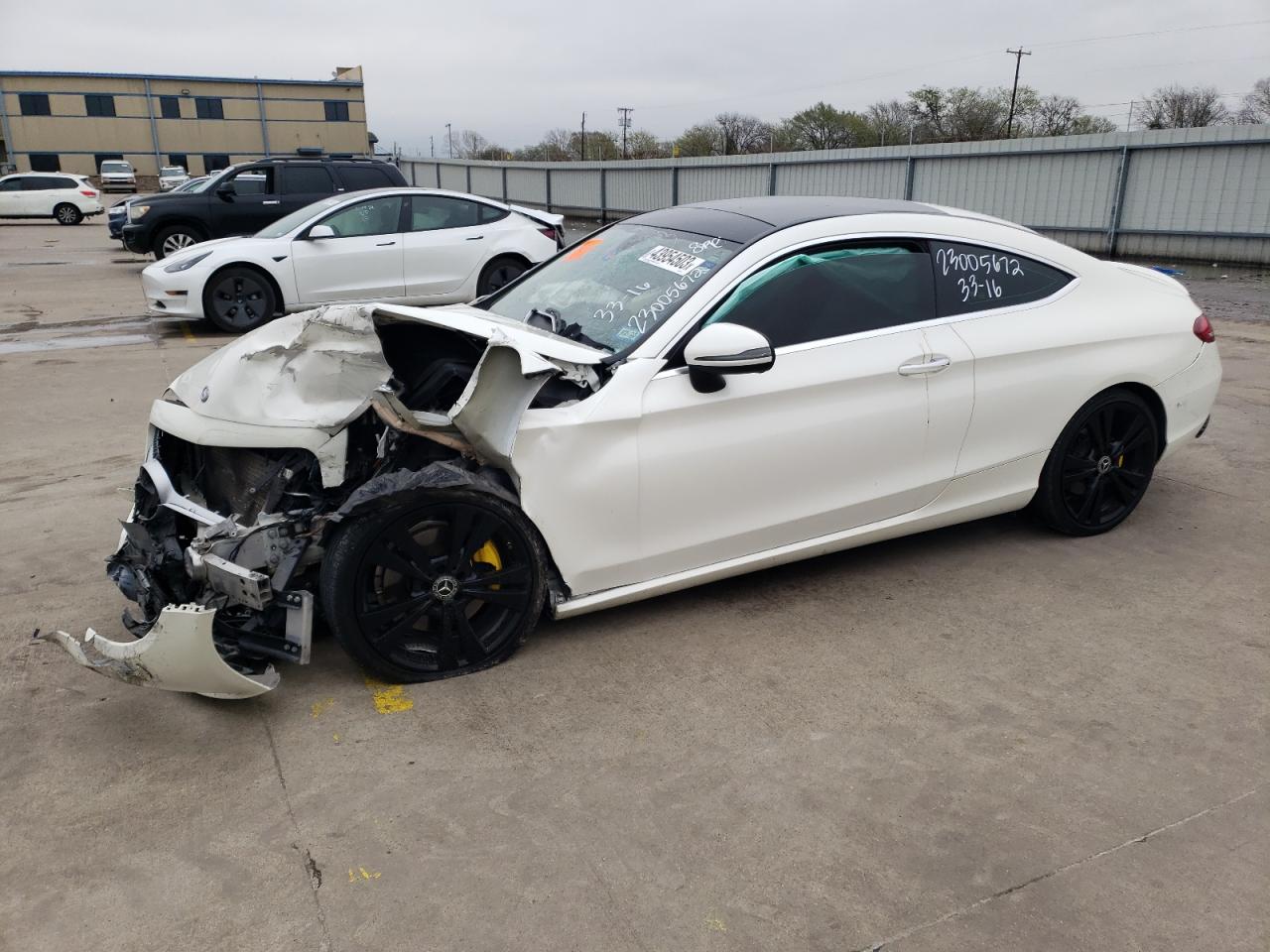 Obraz 1 z 2017 MERCEDES-BENZ C 300 2017 z VIN WDDWJ4JB8HF513977