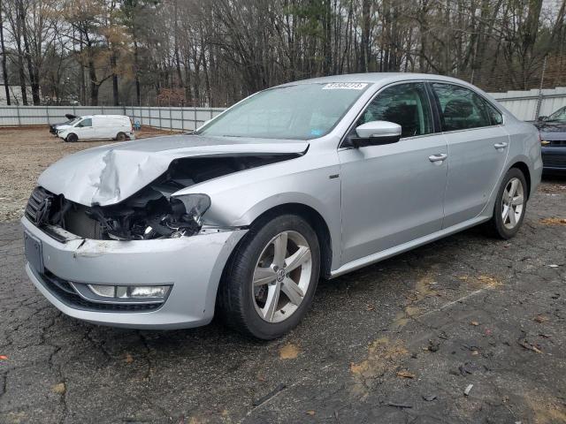 Obraz 1 z 2015 VOLKSWAGEN PASSAT S 2015 z VIN 1VWAT7A30FC100875