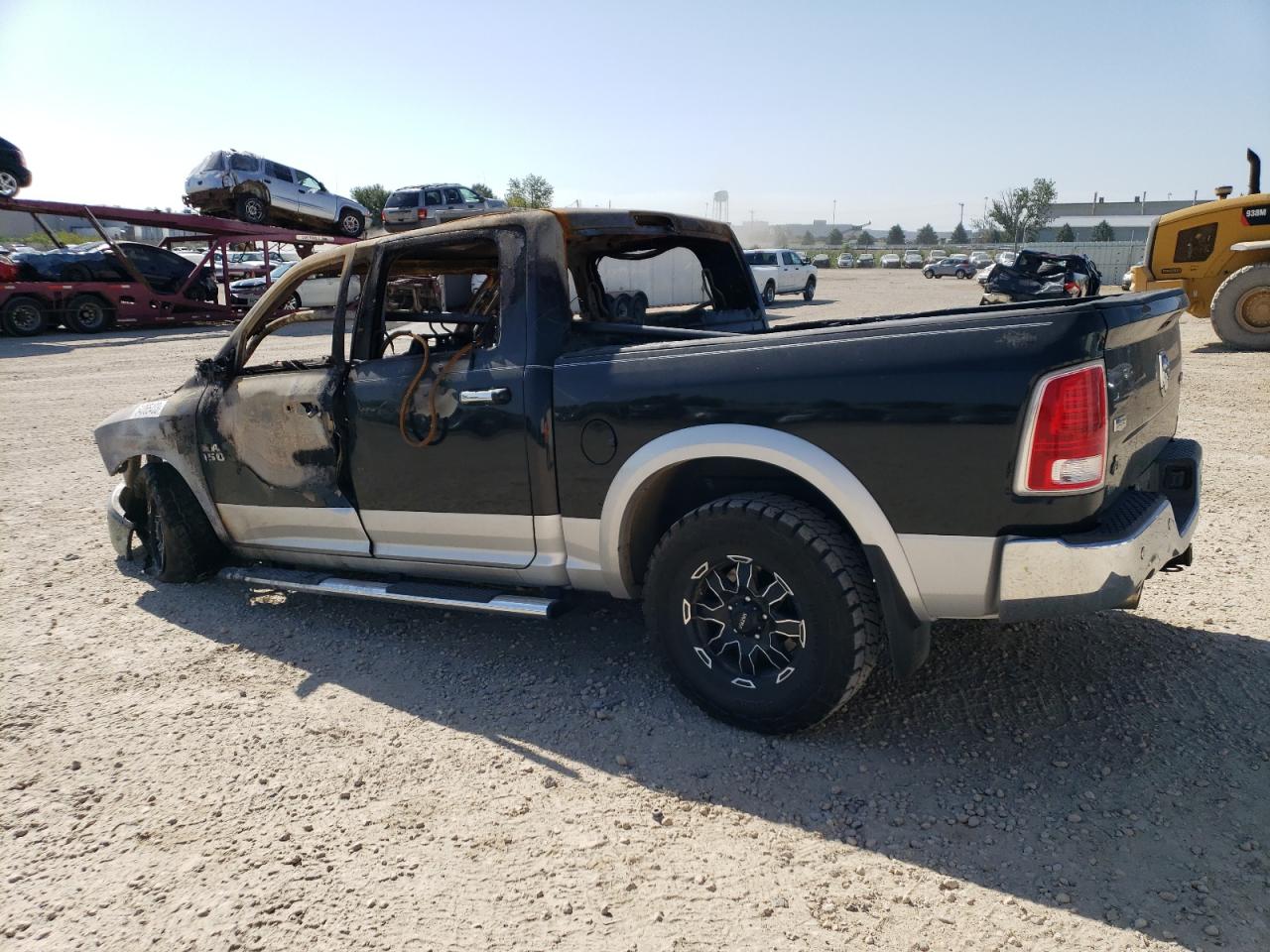 Image 2 of 2015 RAM 1500 LARAMIE 2015 with VIN 1C6RR7NT4FS643786