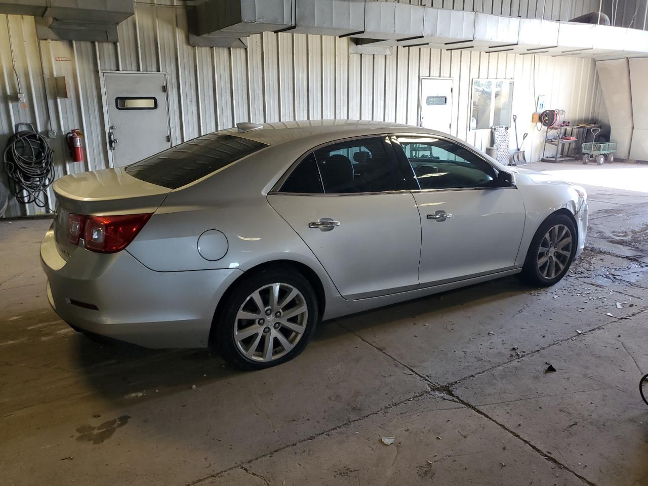 Image 3 of 2015 CHEVROLET MALIBU LTZ 2015 with VIN 1G11F5SL4FF315843