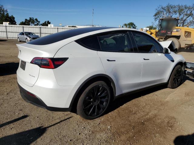 Изображение 3 2023 TESLA MODEL Y  2023 с VIN 7SAYGDEE2PF629283