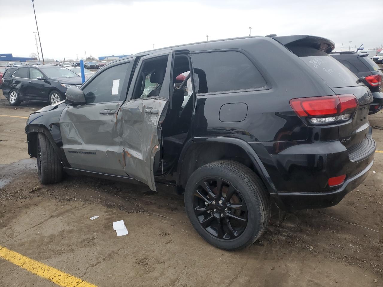 Obraz 2 z 2021 JEEP GRAND CHEROKEE LAREDO 2021 z VIN 1C4RJFAG1MC593455