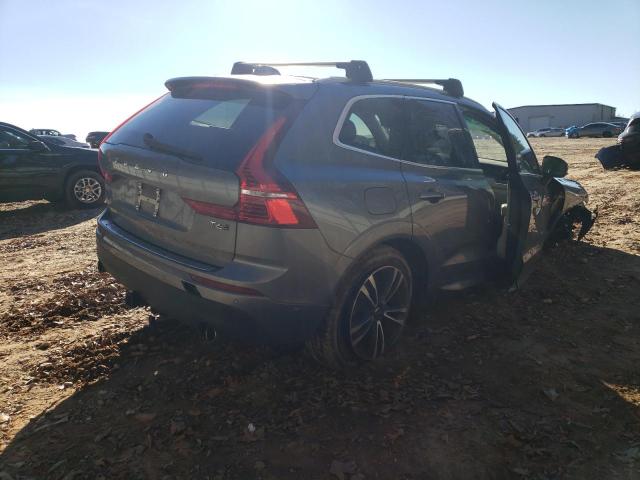 Obraz 3 z 2018 VOLVO XC60 T6 MOMENTUM 2018 z VIN YV4A22RK9J1030668