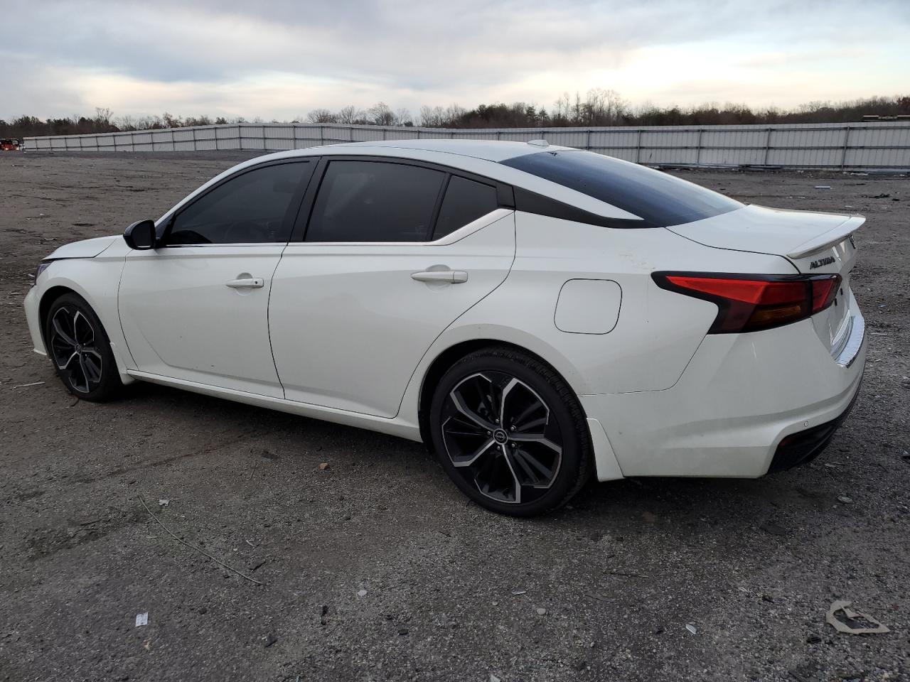 Изображение 2 2023 NISSAN ALTIMA SR 2023 с VIN 1N4BL4CV5PN305141