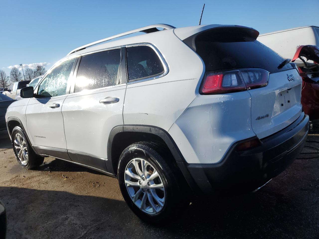 Image 2 of 2019 JEEP CHEROKEE LATITUDE 2019 with VIN 1C4PJMCX4KD219194