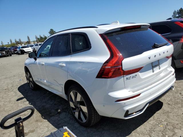 Obraz 2 z 2024 VOLVO XC60 PLUS 2024 z VIN YV4H60DL3R1761812