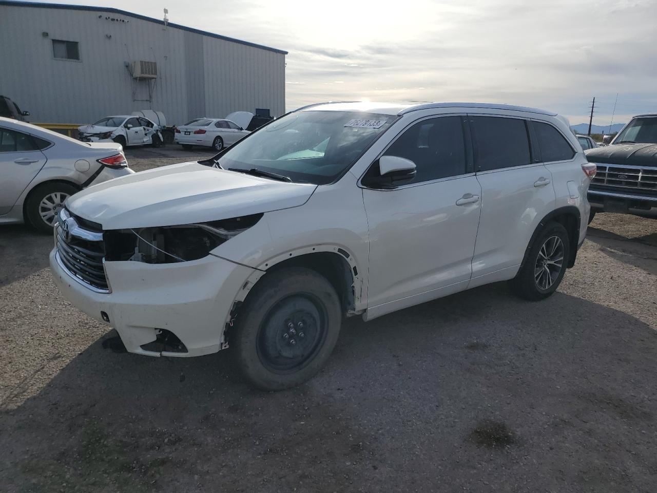 2016 TOYOTA HIGHLANDER XLE 2016 image