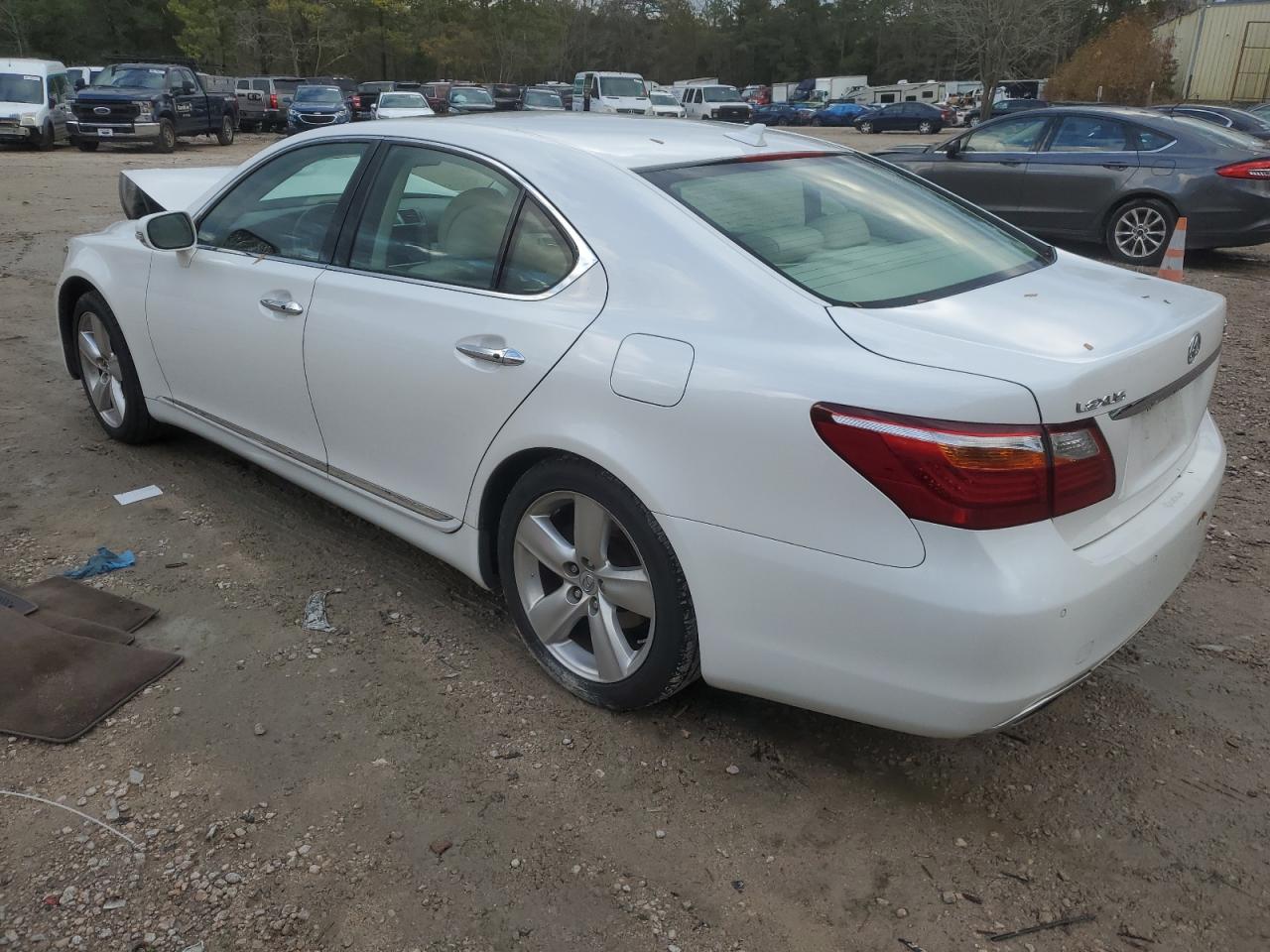 Obraz 2 z 2010 LEXUS LS 460 2010 z VIN JTHBL5EF3A5095716