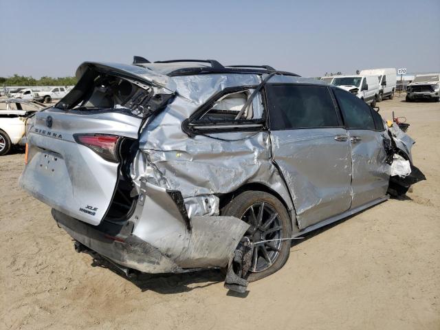 Image 3 of 2022 TOYOTA SIENNA XLE 2022 with VIN 5TDJRKEC7NS088977