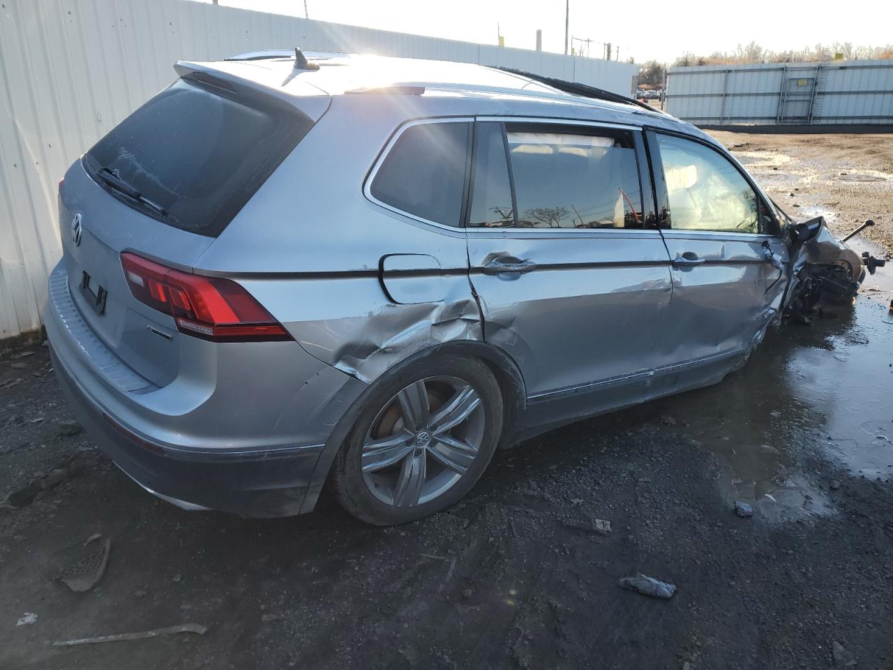 Image 3 of 2021 VOLKSWAGEN TIGUAN SE 2021 with VIN 3VV2B7AX9MM062704