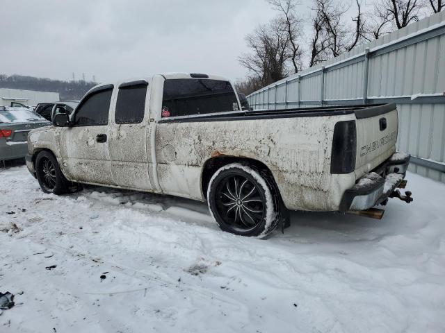 Image 2 of 2003 CHEVROLET SILVERADO C1500 2003 with VIN 2GCEC19V231350725
