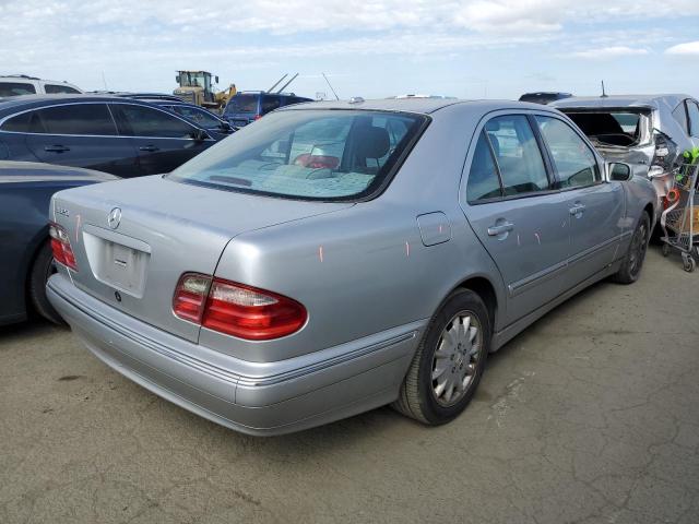 Изображение 3 2001 MERCEDES-BENZ E 320 2001 с VIN WDBJF65JX1B296169