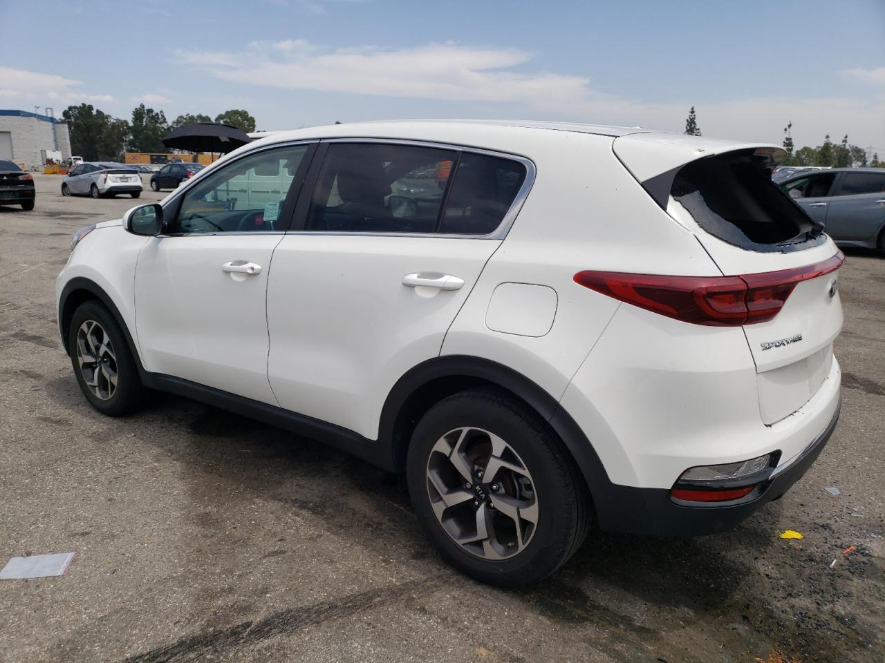 Изображение 2 2020 KIA SPORTAGE LX 2020 с VIN KNDPM3AC1L7726507
