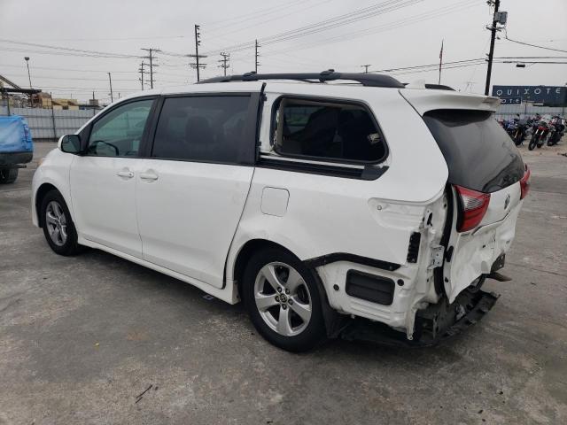 Image 2 of 2020 TOYOTA SIENNA LE 2020 with VIN 5TDKZ3DCXLS080915