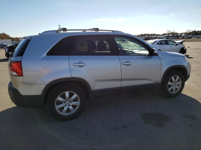 Изображение 3 2013 KIA SORENTO LX 2013 с VIN 5XYKTDA64DG360740