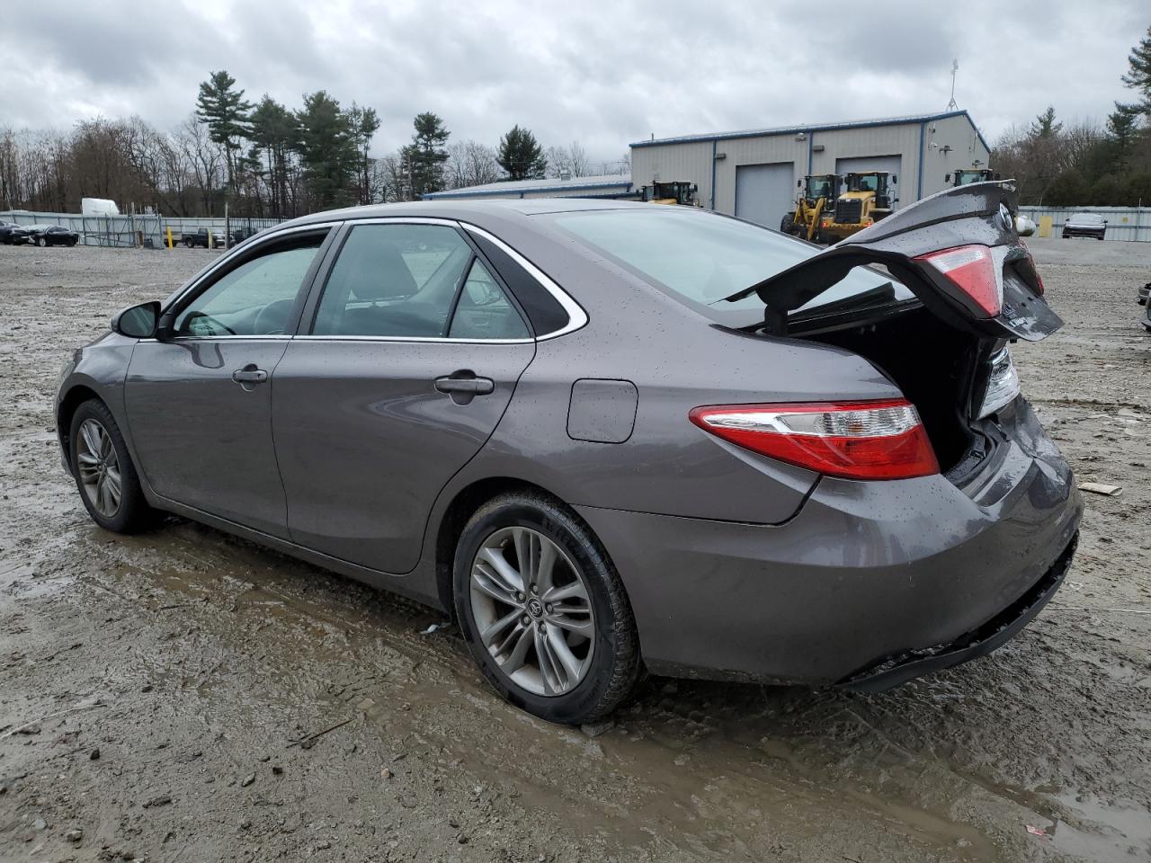 Изображение 2 2015 TOYOTA CAMRY LE 2015 с VIN 4T1BF1FK5FU904476