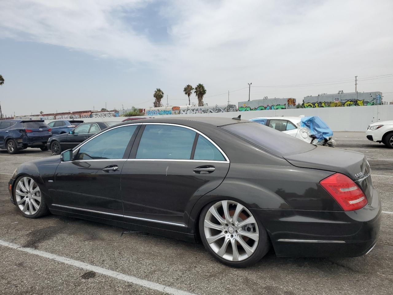 Изображение 2 2012 MERCEDES-BENZ S 550 2012 с VIN WDDNG7DB5CA447109