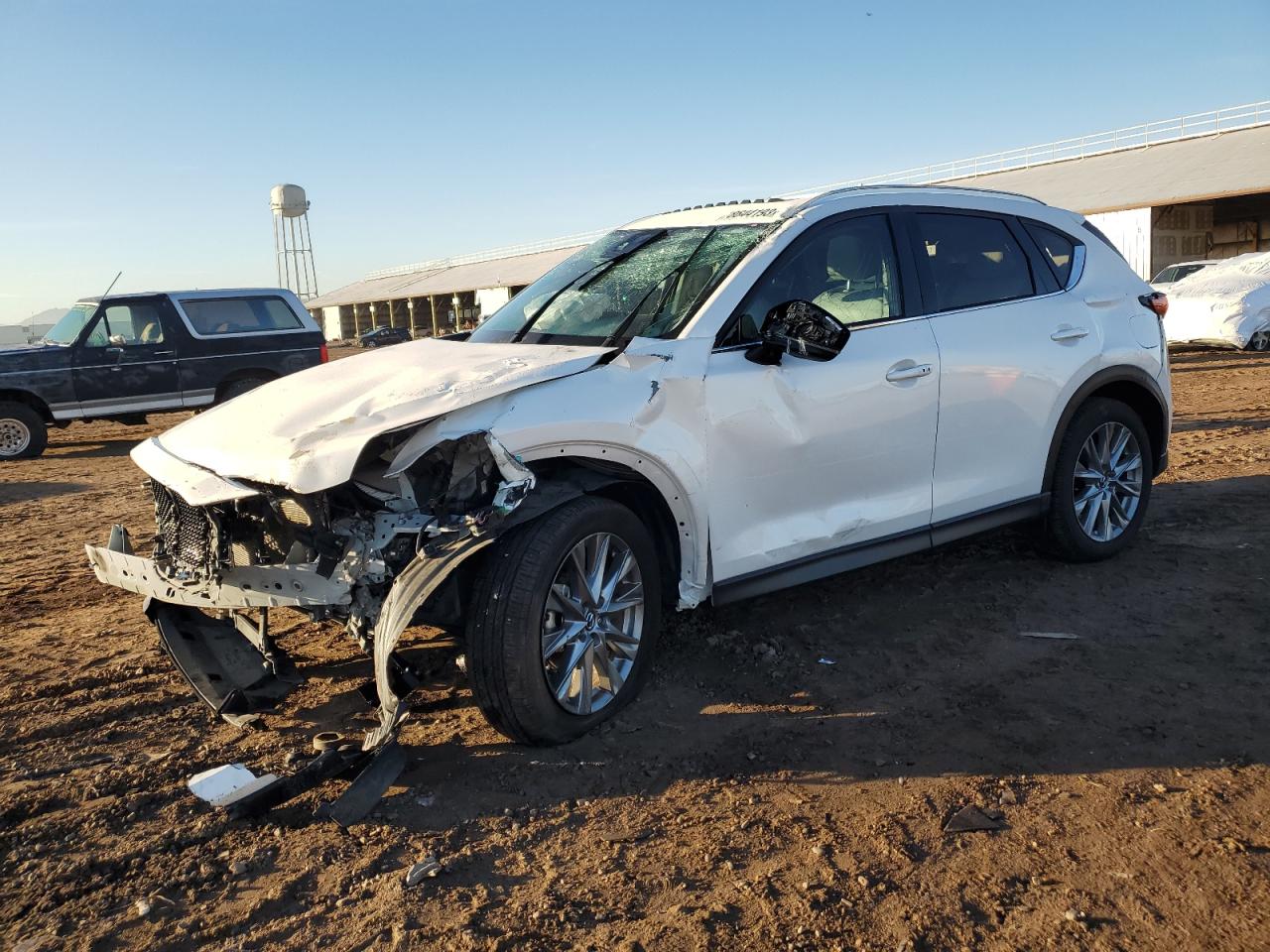 Image 1 of 2021 MAZDA CX-5 GRAND TOURING 2021 with VIN JM3KFBDMXM1498263