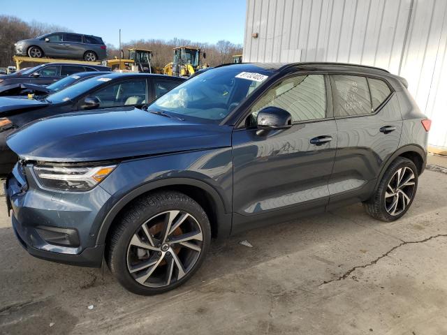 Изображение 2022 VOLVO XC40 T5 R-DESIGN 2022