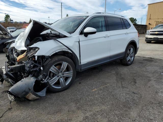 Image 1 of 2018 VOLKSWAGEN TIGUAN SEL PREMIUM 2018 with VIN 3VV5B7AX4JM079113