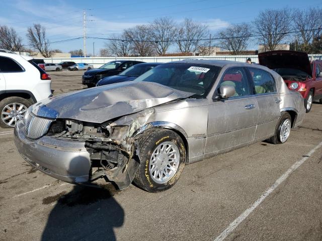 Obraz 1 z 1999 LINCOLN TOWN CAR SIGNATURE 1999 z VIN 1LNFM82W3XY611159