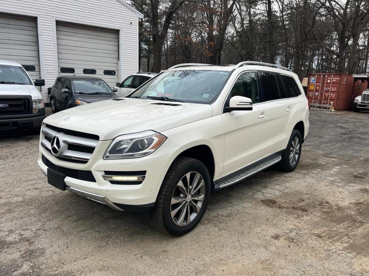 Obraz 1 z 2013 MERCEDES-BENZ GL 450 4MATIC 2013 z VIN 4JGDF7CE7DA120518