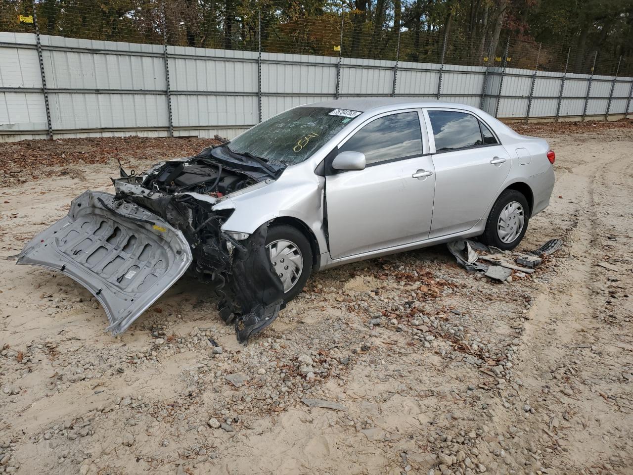 Obraz 1 z 2010 TOYOTA COROLLA BASE 2010 z VIN 1NXBU4EE5AZ220541