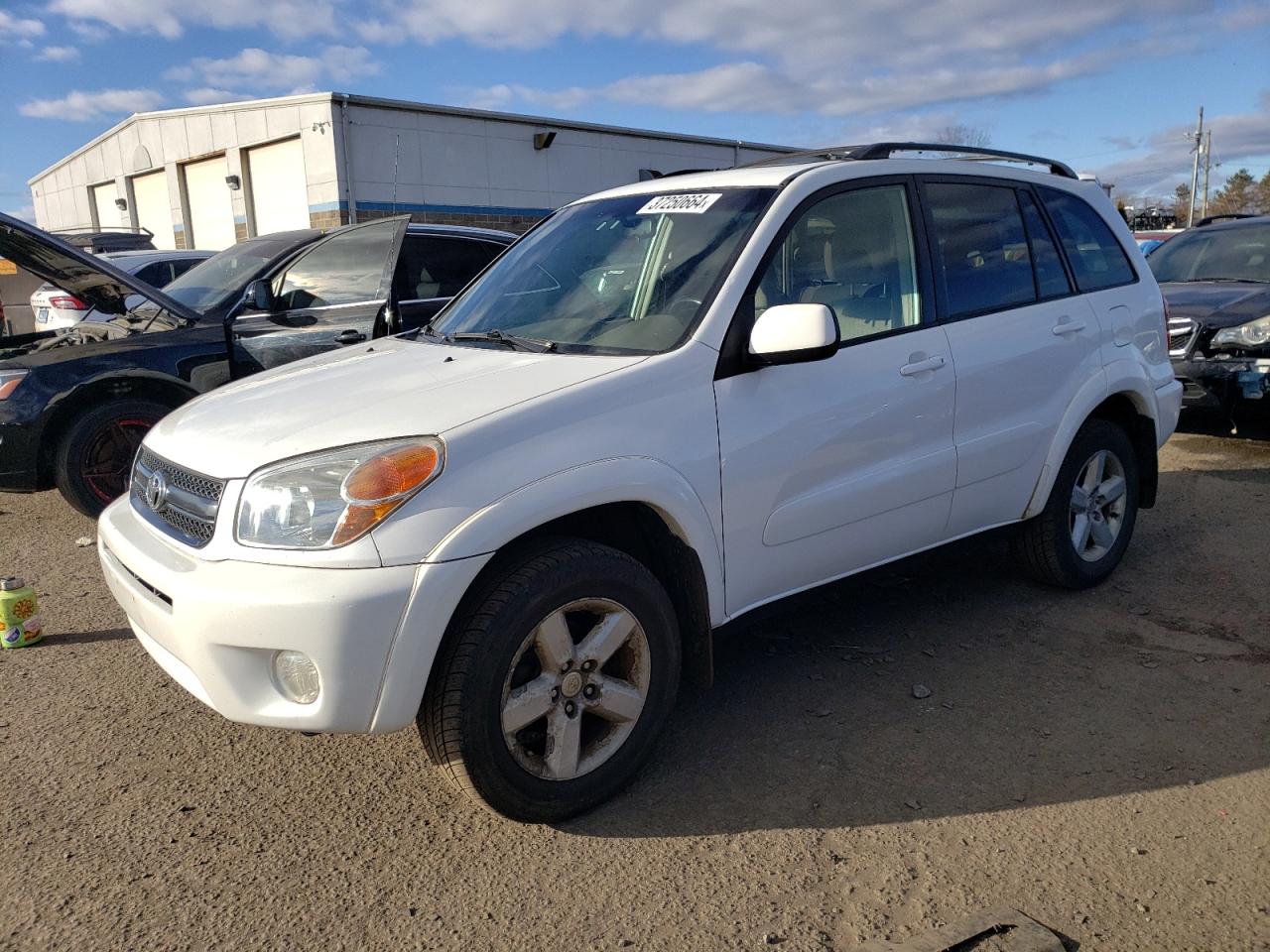 Obraz 1 z 2004 TOYOTA RAV4  2004 z VIN JTEHD20V640033746