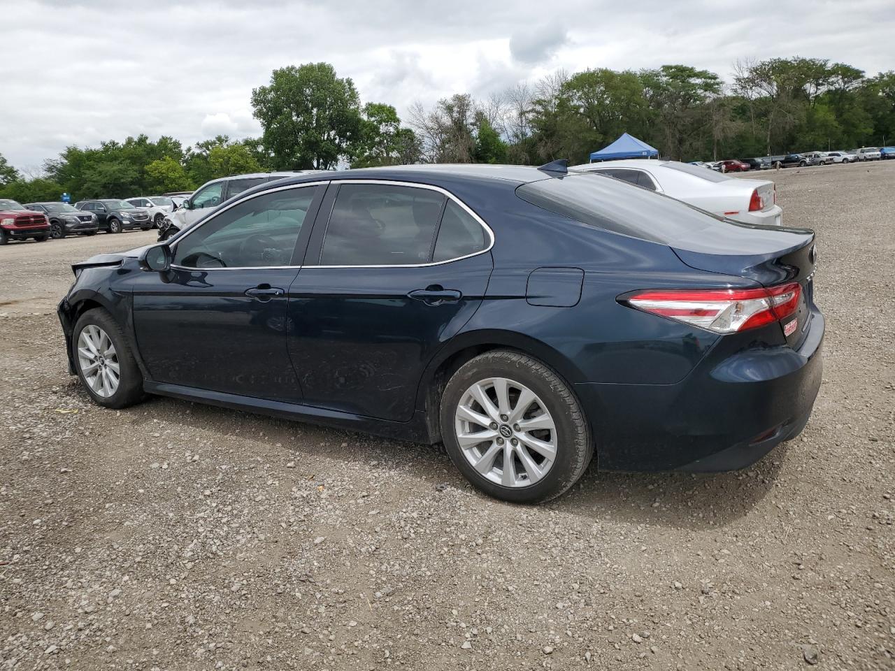 Изображение 2 2020 TOYOTA CAMRY LE 2020 с VIN 4T1L11AK0LU910935
