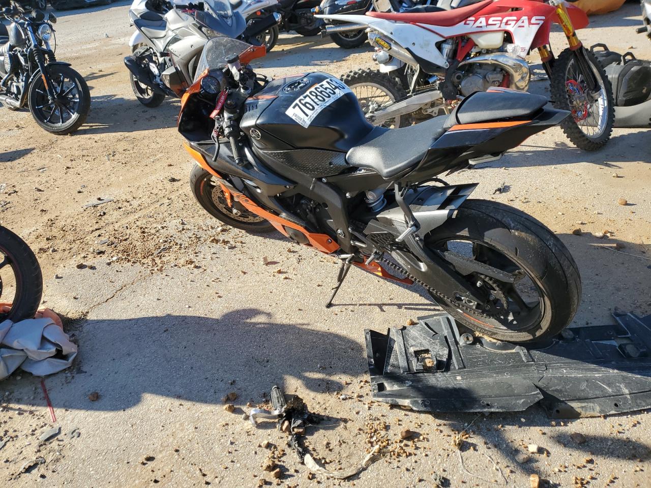 Obraz 3 z 2020 YAMAHA YZFR6  2020 z VIN JYARJ28E2LA007543