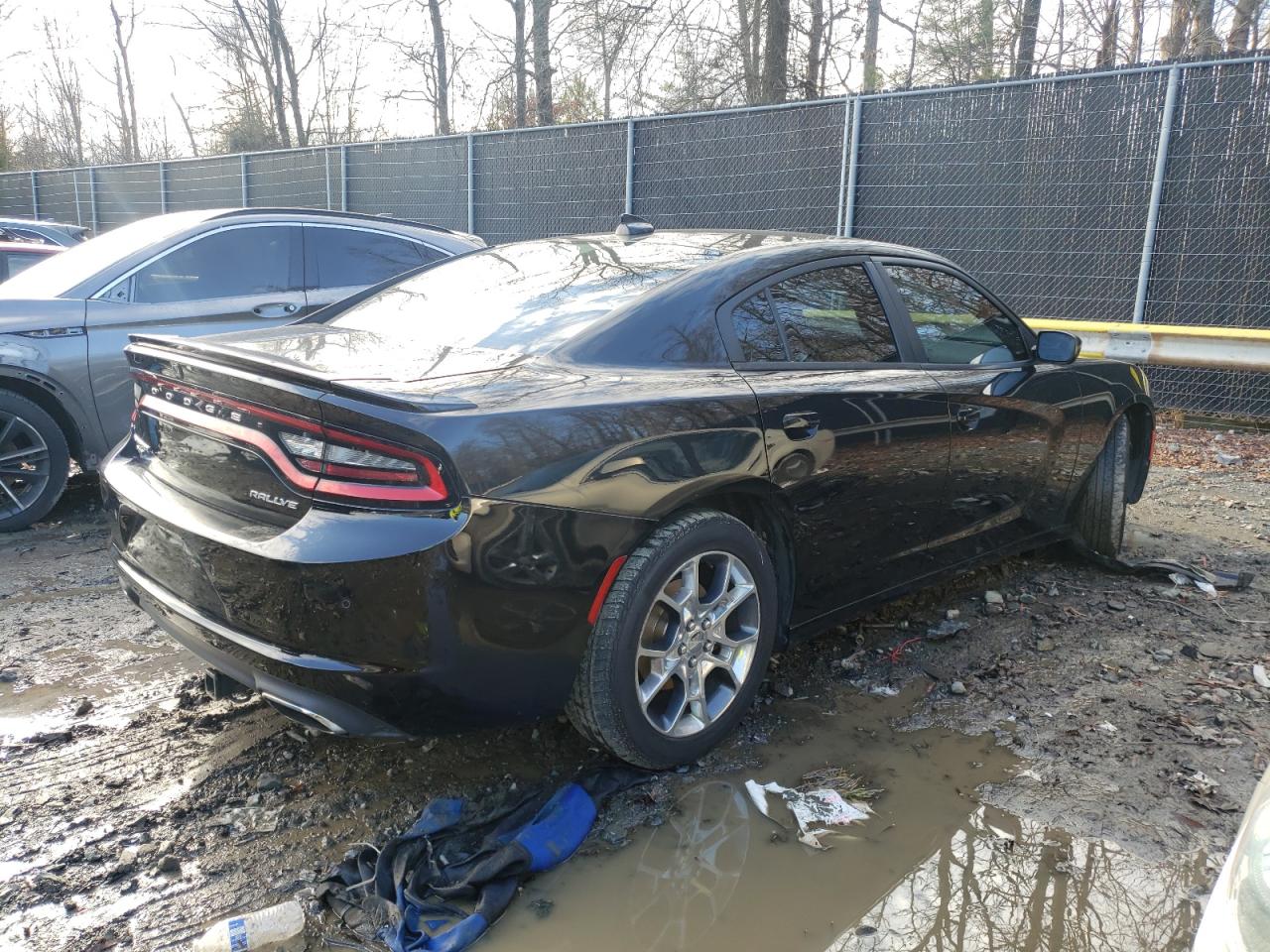 Изображение 3 2015 DODGE CHARGER SXT 2015 с VIN 2C3CDXJG1FH762932