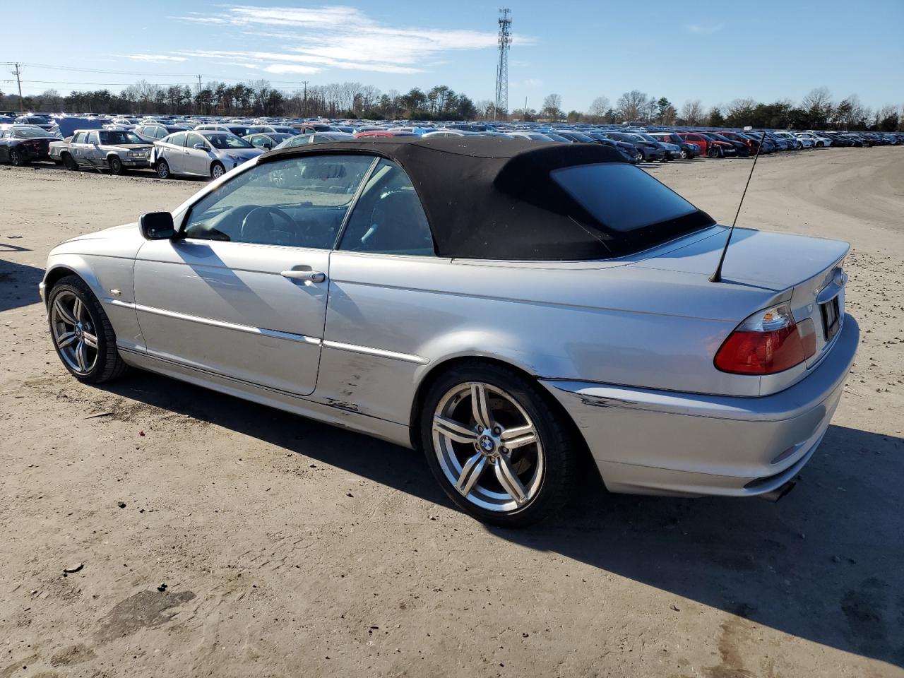 Obraz 2 z 2003 BMW 325 CI 2003 z VIN WBABS33443PG89958