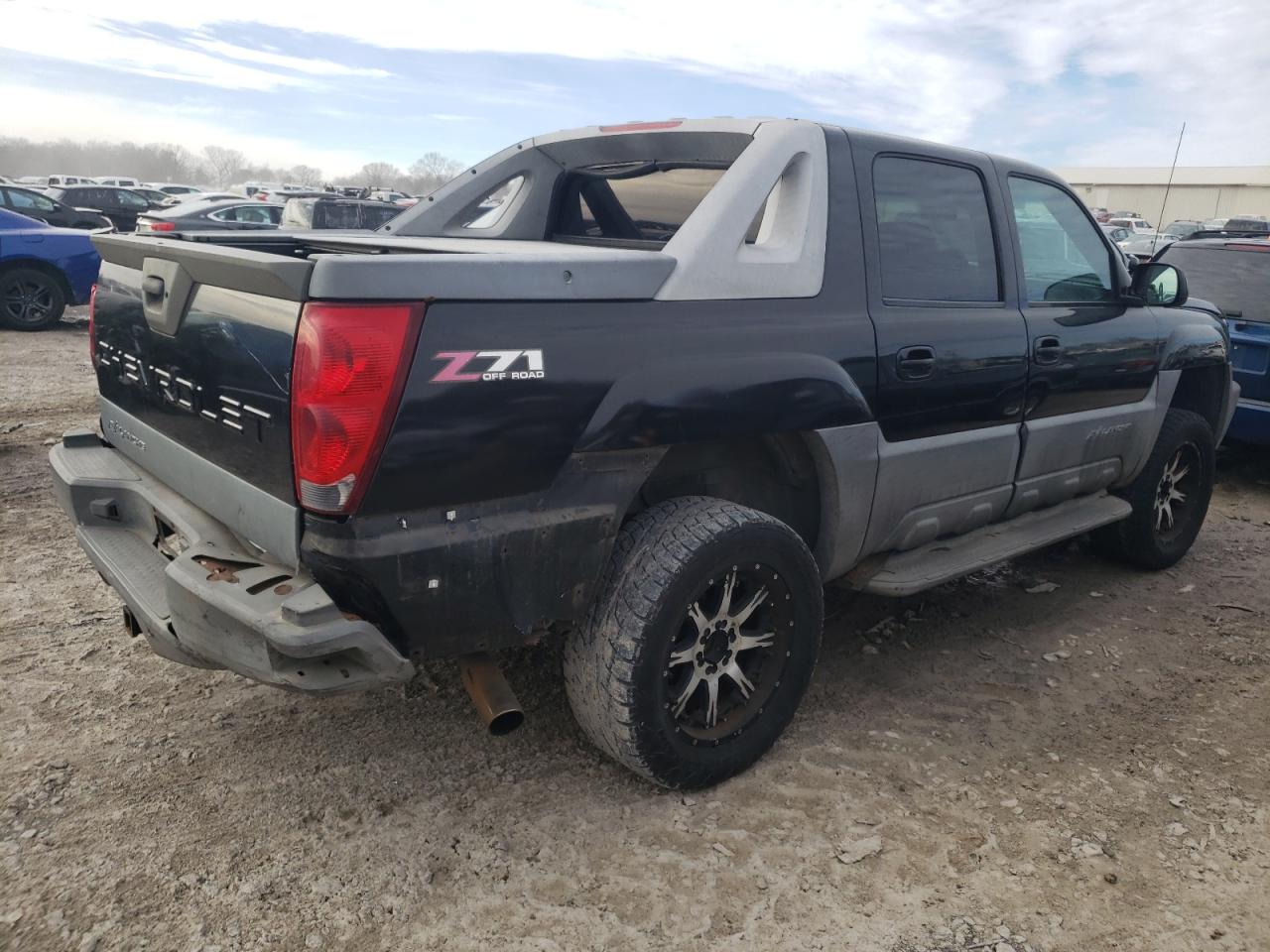 Obraz 3 z 2002 CHEVROLET AVALANCHE K1500 2002 z VIN 3GNEK13T92G202143
