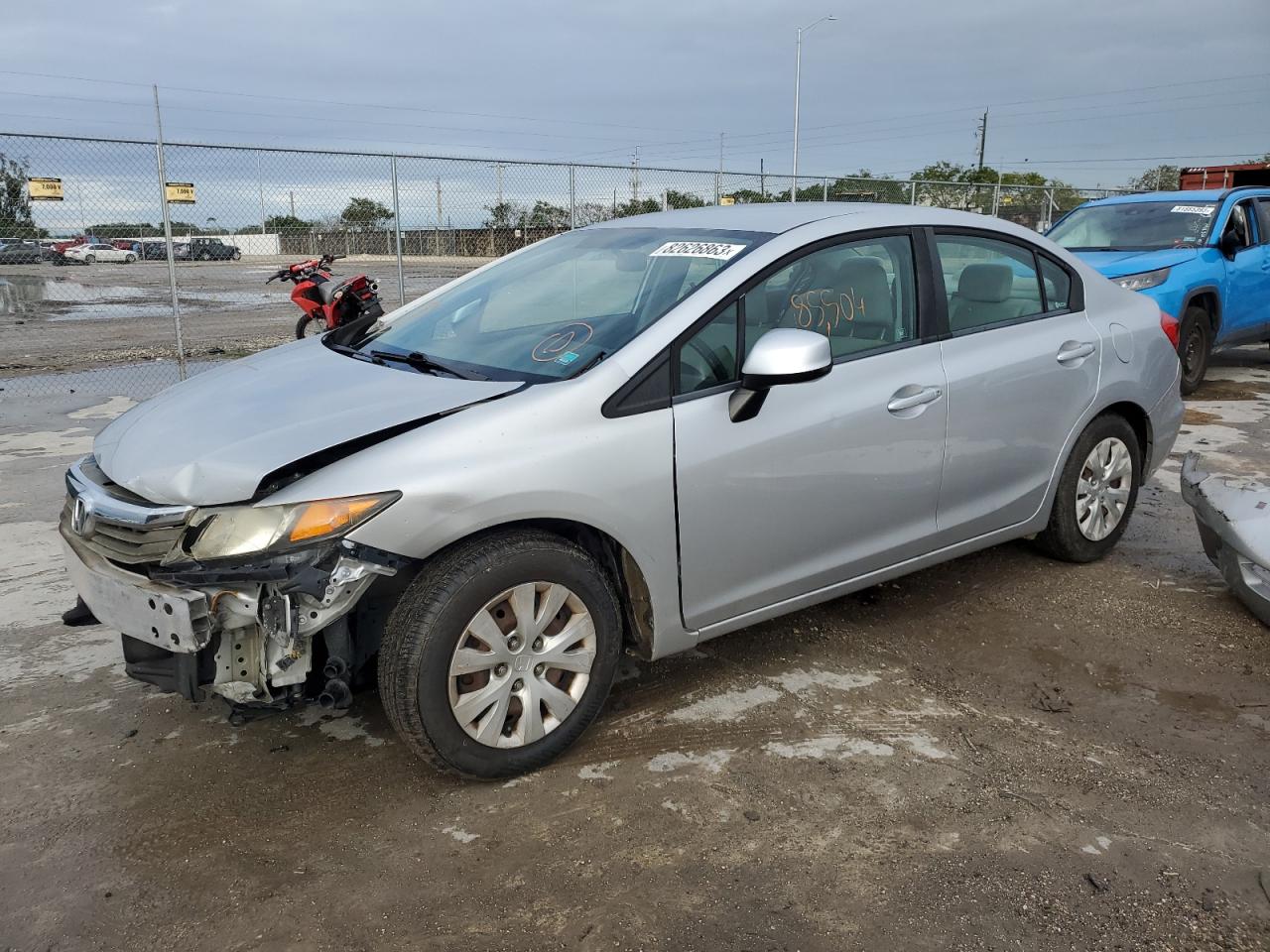 Изображение 1 2012 HONDA CIVIC LX 2012 с VIN 19XFB2F52CE045715