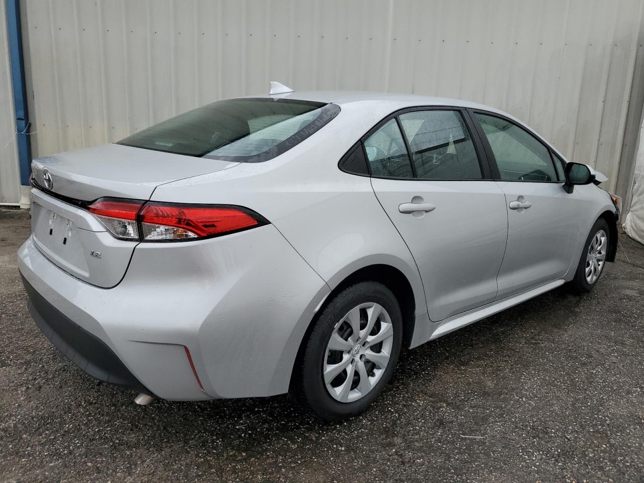 Image 3 of 2023 TOYOTA COROLLA LE 2023 with VIN 5YFB4MDE8PP023732