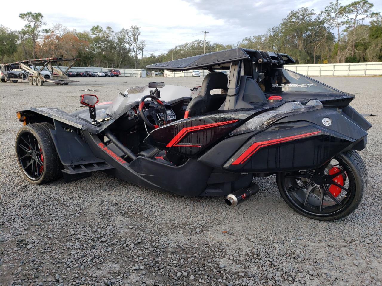 Image 3 of 2016 POLARIS SLINGSHOT  2016 with VIN 57XAASFAXG7115436