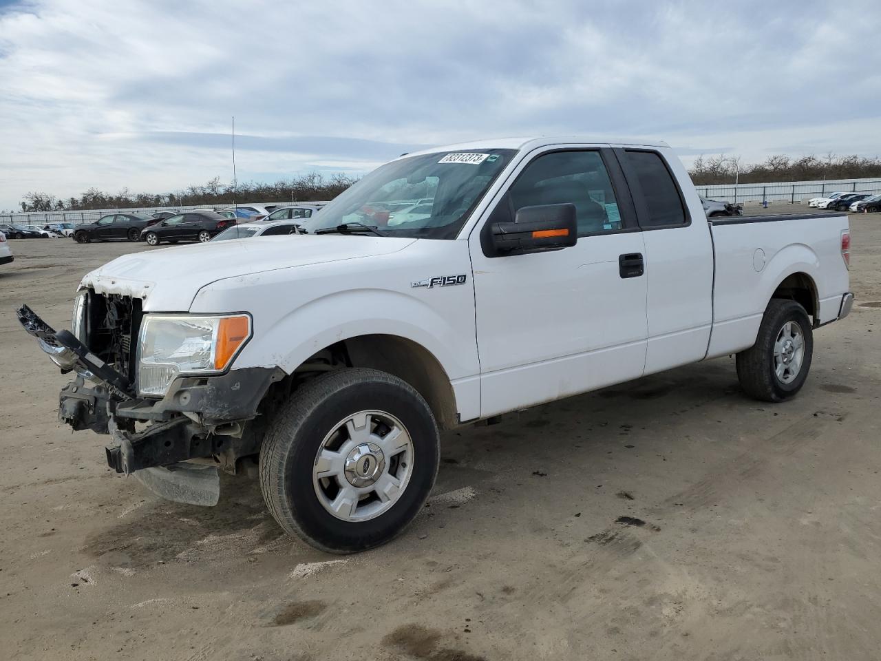 Image 1 of 2014 FORD F150 SUPER CAB 2014 with VIN 1FTFX1CFXEKE44767