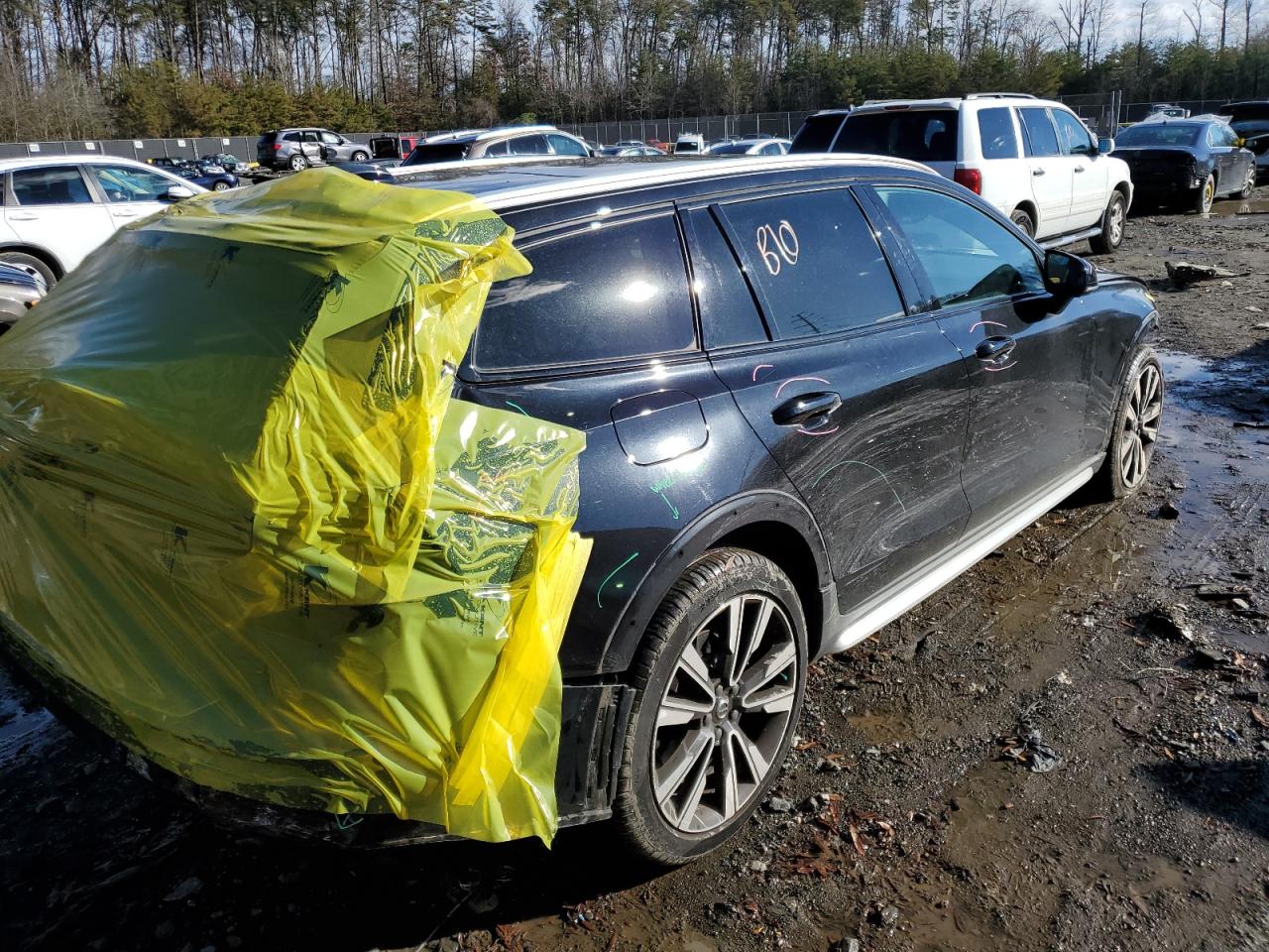 Изображение 3 2020 VOLVO V60 CROSS COUNTRY T5 MOMENTUM 2020 с VIN YV4102WK4L1043356