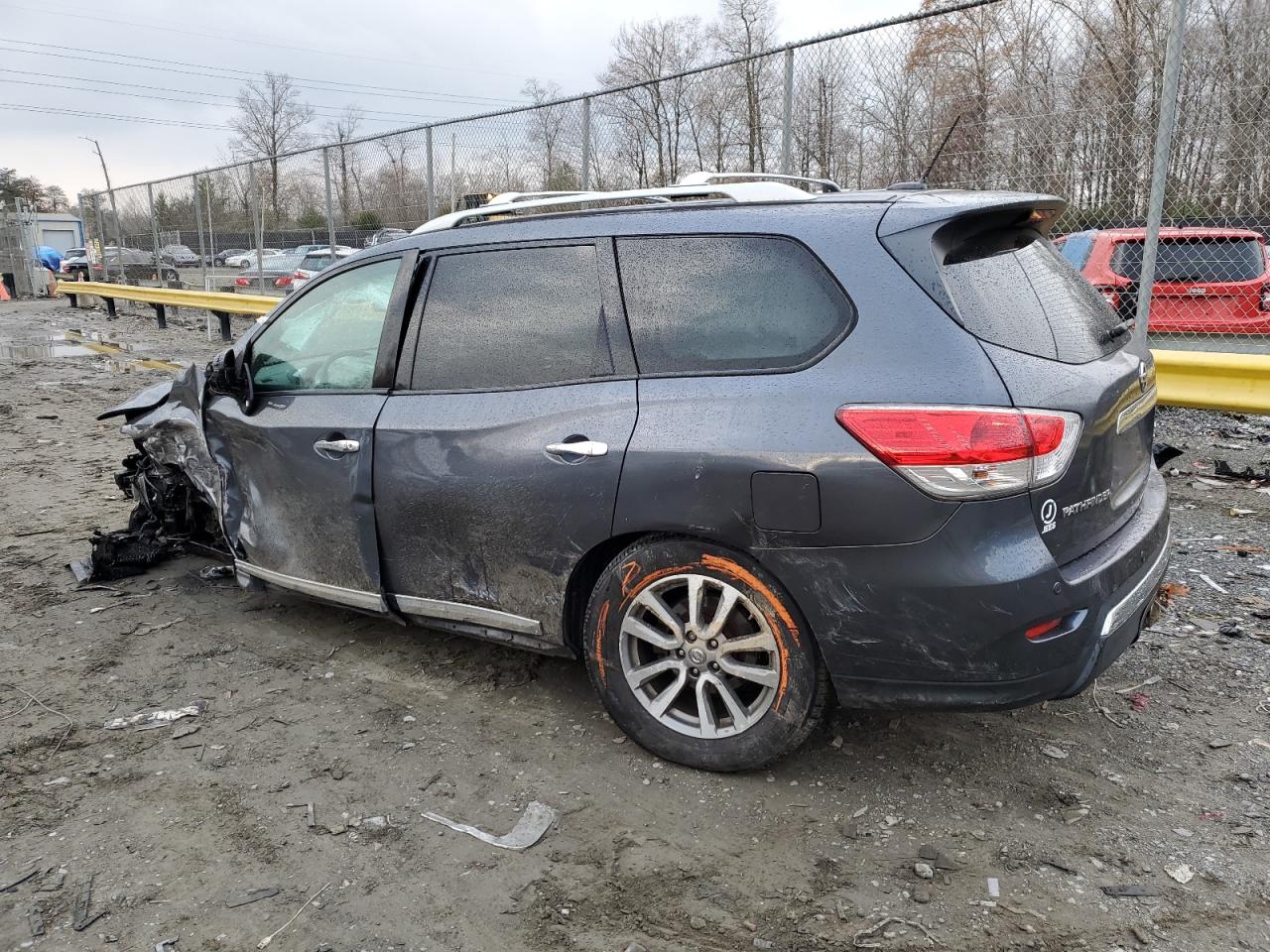 Image 2 of 2013 NISSAN PATHFINDER S 2013 with VIN 5N1AR2MM7DC622291