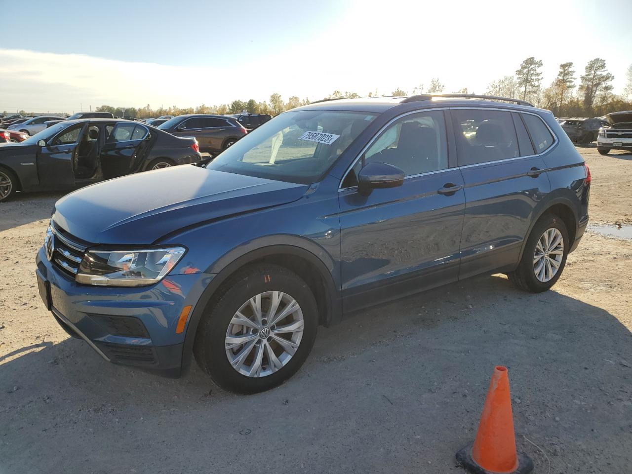 Image 1 of 2019 VOLKSWAGEN TIGUAN SE 2019 with VIN 3VV3B7AX2KM048869