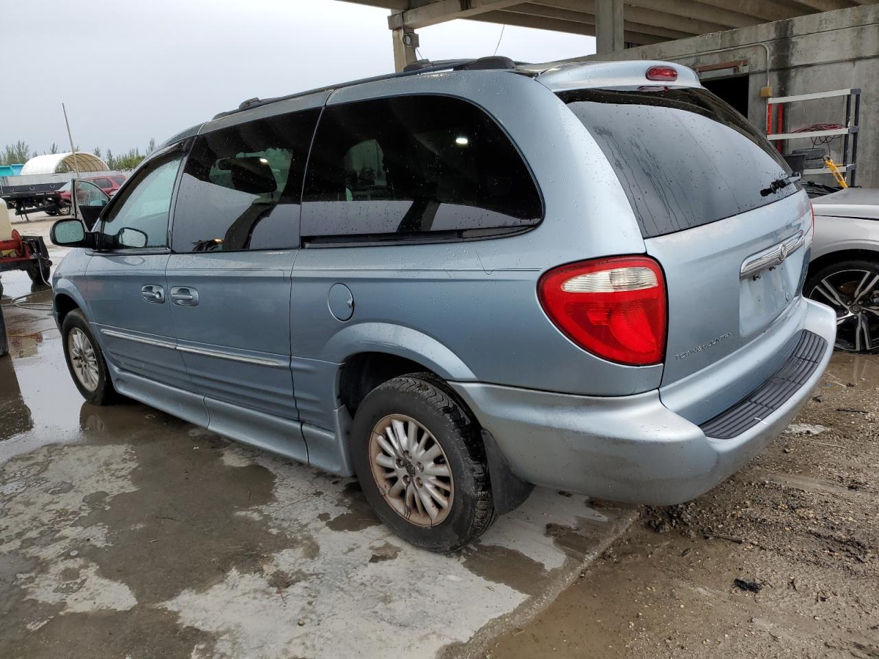 Obraz 2 z 2004 CHRYSLER TOWN & COUNTRY TOURING 2004 z VIN 2C4GP54L94R606257