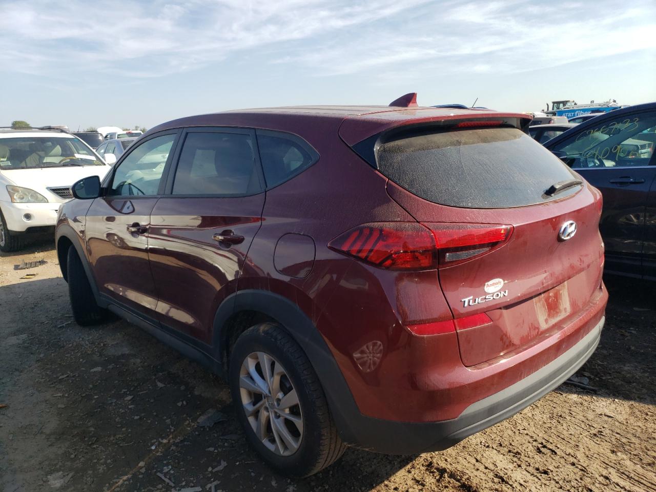 Изображение 2 2019 HYUNDAI TUCSON SE 2019 с VIN KM8J2CA48KU883256